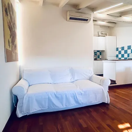 Casa Mia 公寓 萨罗